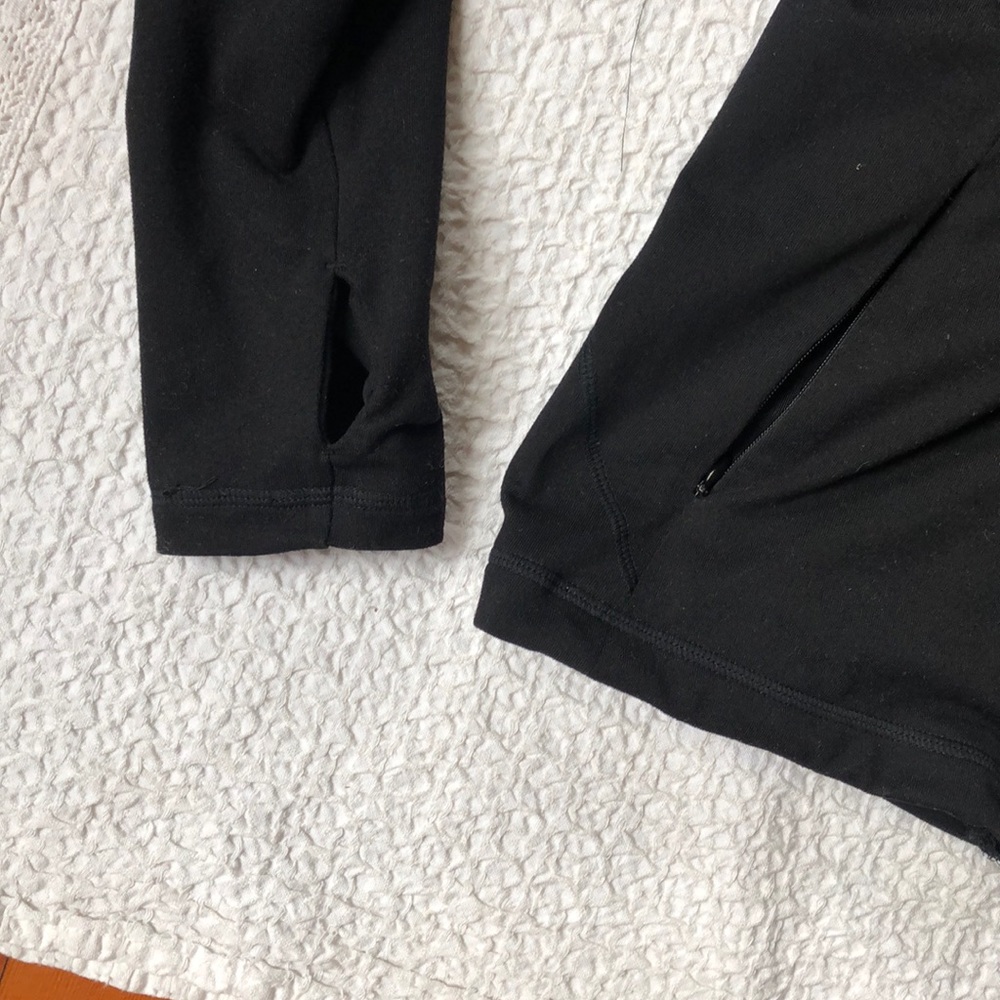Zella black cape hoodie size S - Picture 2 of 3